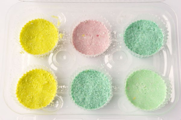 Have a DIY spa day with these quick and easy homemade bath fizzies